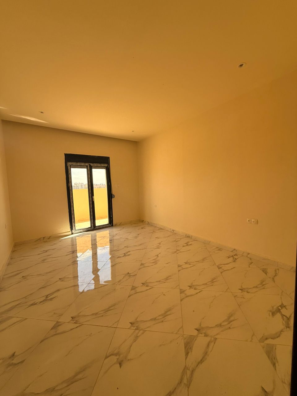 Appartement F3 de 102 m² à Millenium – Double façade au 7ème étage | 18 800 000 DZD