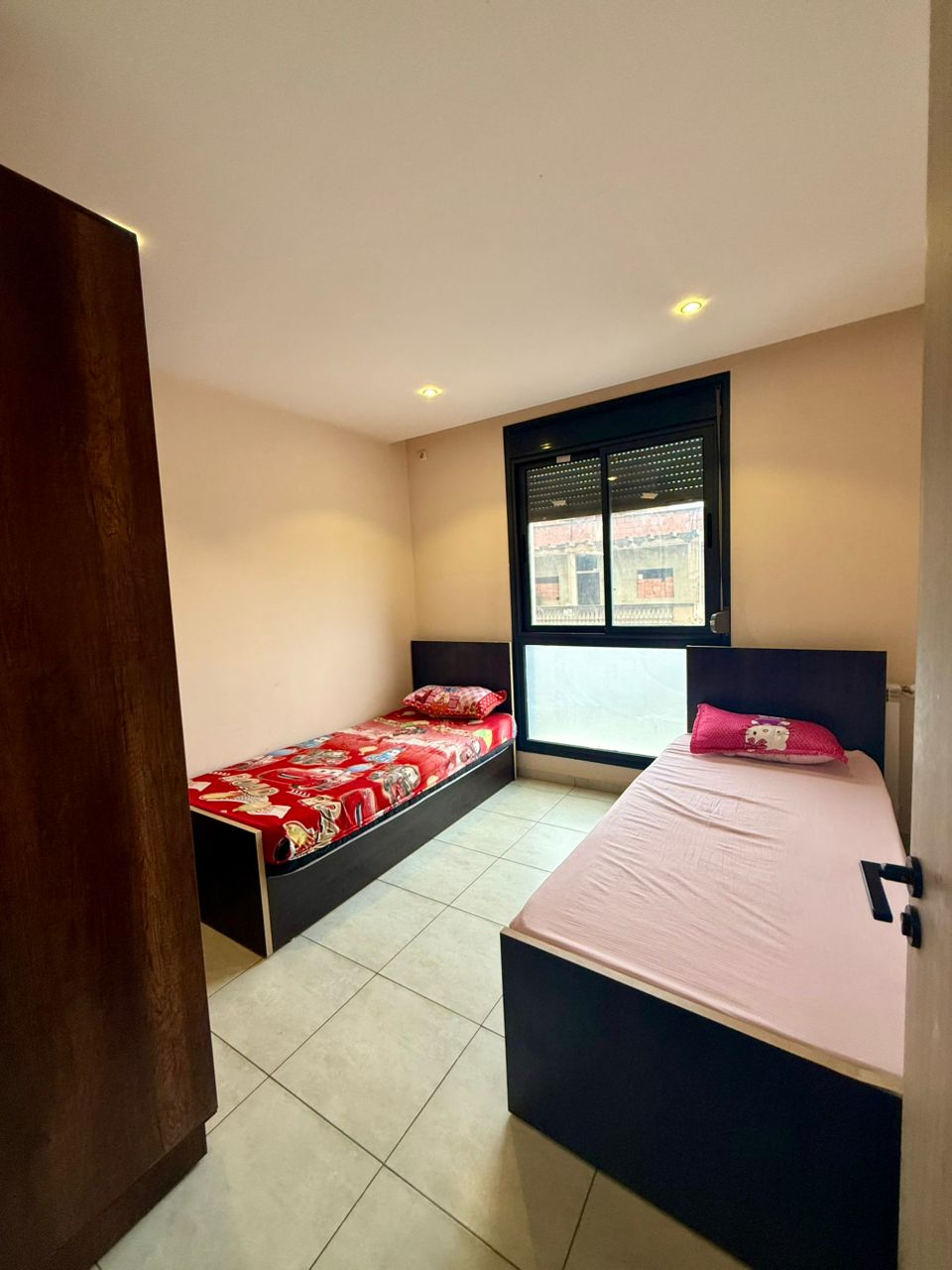 Appartement F4 de 115 m² à Bir El Djir – Résidence avec ascenseur et parking | 1er étage