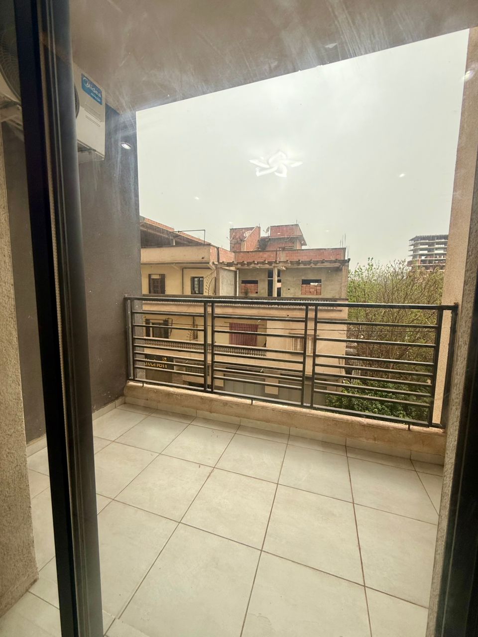 Appartement F4 de 115 m² à Bir El Djir – Résidence avec ascenseur et parking | 1er étage
