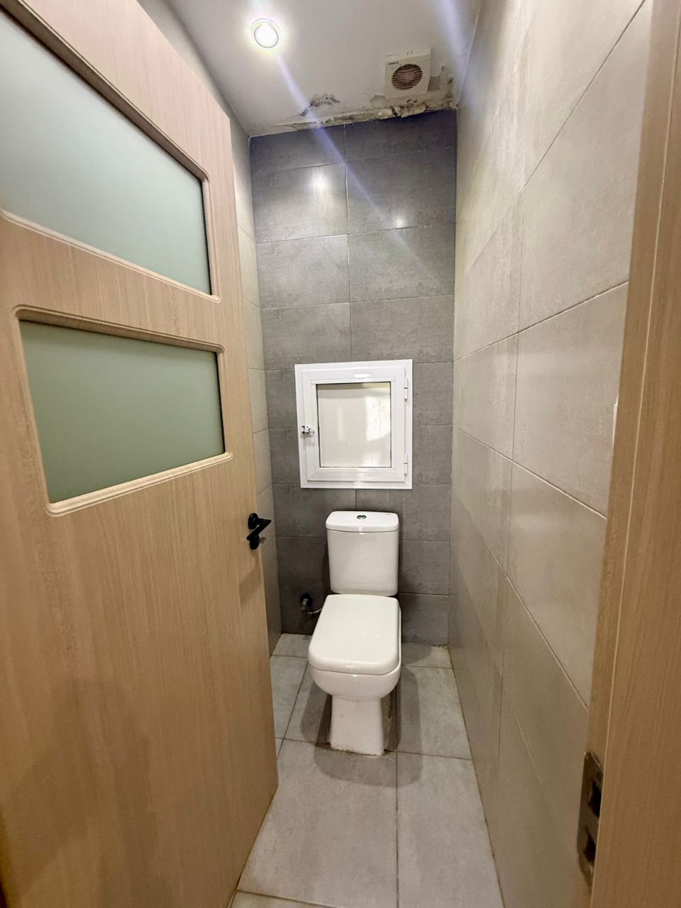Appartement F4 de 115 m² à Bir El Djir – Résidence avec ascenseur et parking | 1er étage